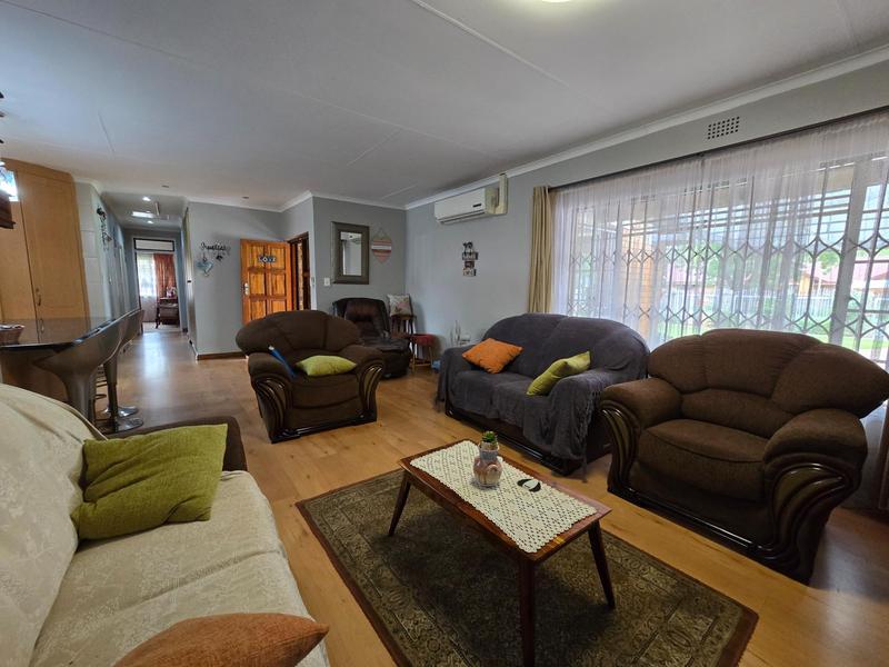3 Bedroom Property for Sale in Vaalpark Free State